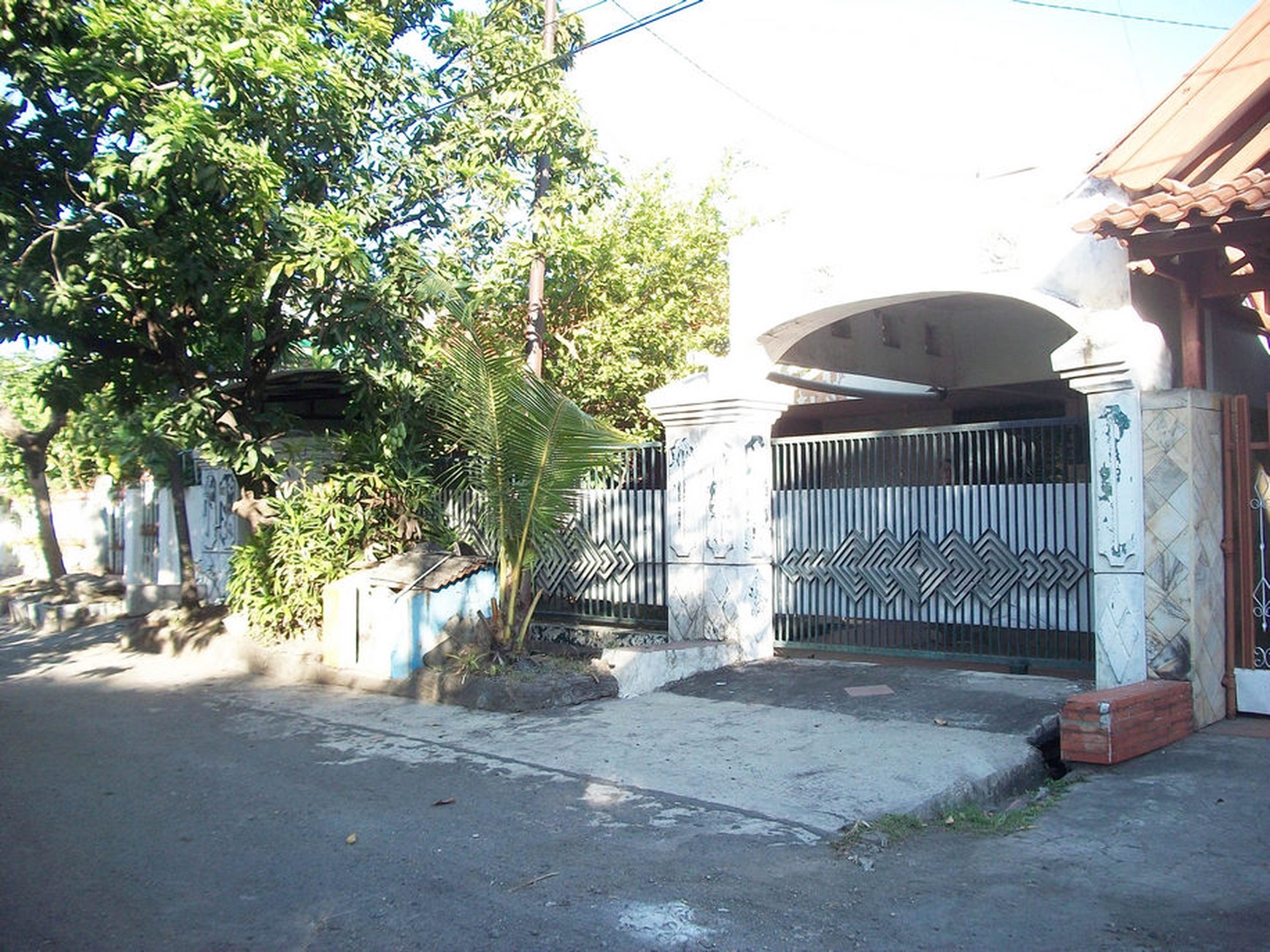 Rumah di Kendangsari Surabaya Selatan, Lokasi dekat Jalan Raya Margorejo & Raya Jemursari