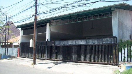 Rumah di Manyar Rejo Surabaya Timur, Bagus + Terawat, Bisa untuk Rumah Tinggal / Kantor / Usaha Kos - Kosan dsb - MG -