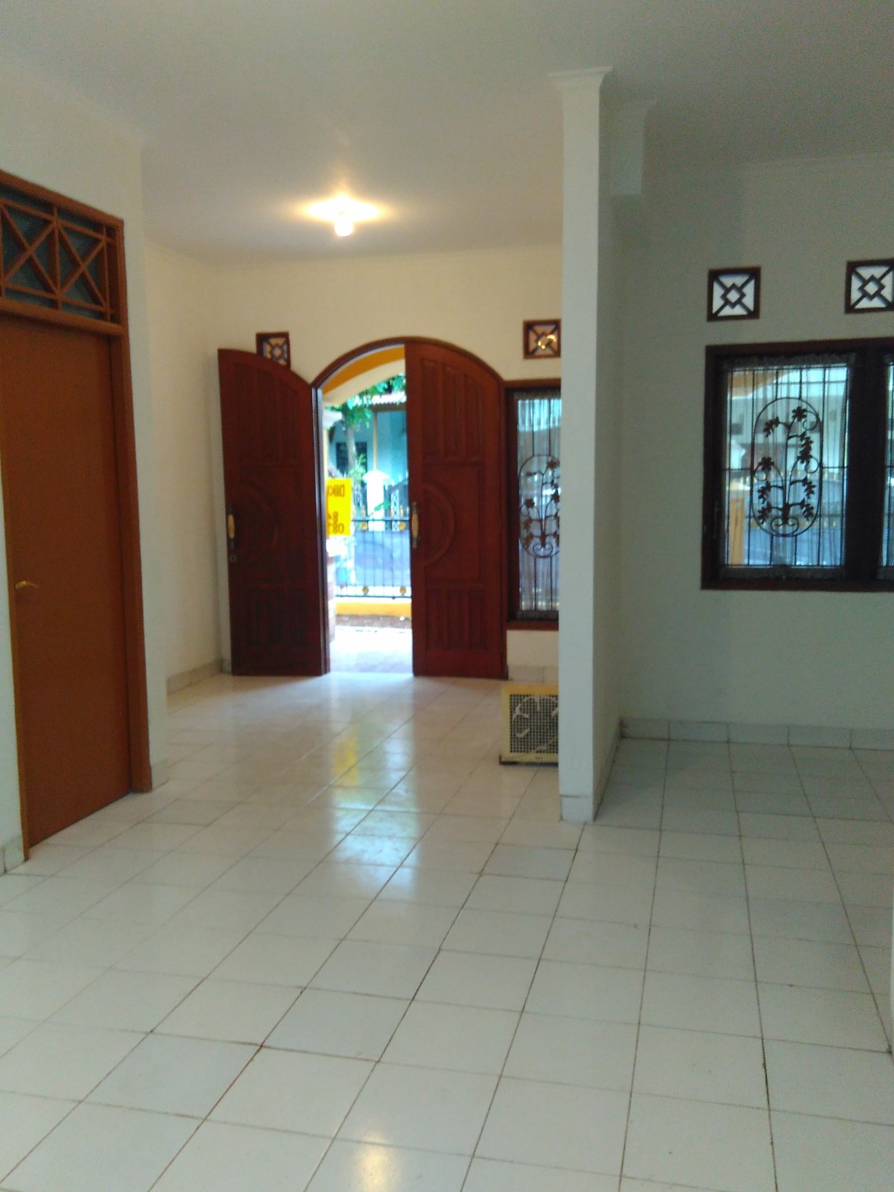 Rumah Siap Huni dan Sangat Terawat di Villa Nusa Indah 3, Gunung Putri, Bogor