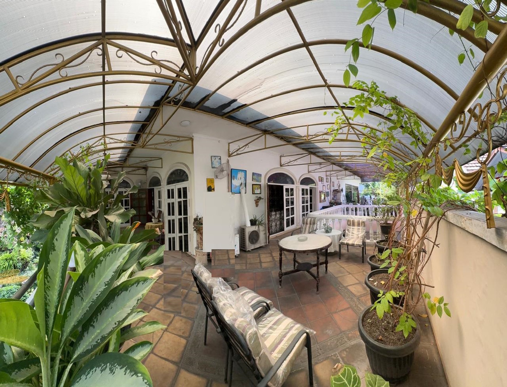 Rumah bagus, Asri, siap huni, Lokasi strategis di Tebet