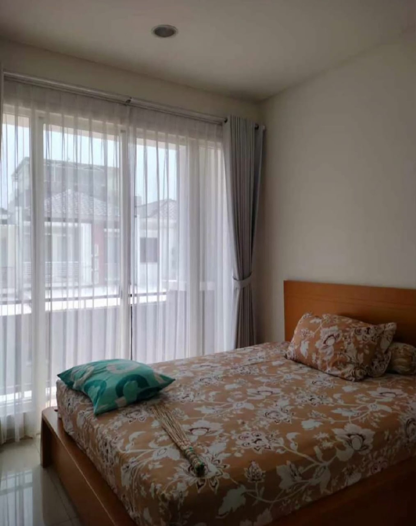 Rumah Minimalis 2 Lantai di Residence One Serpong BSD Dekat Tol