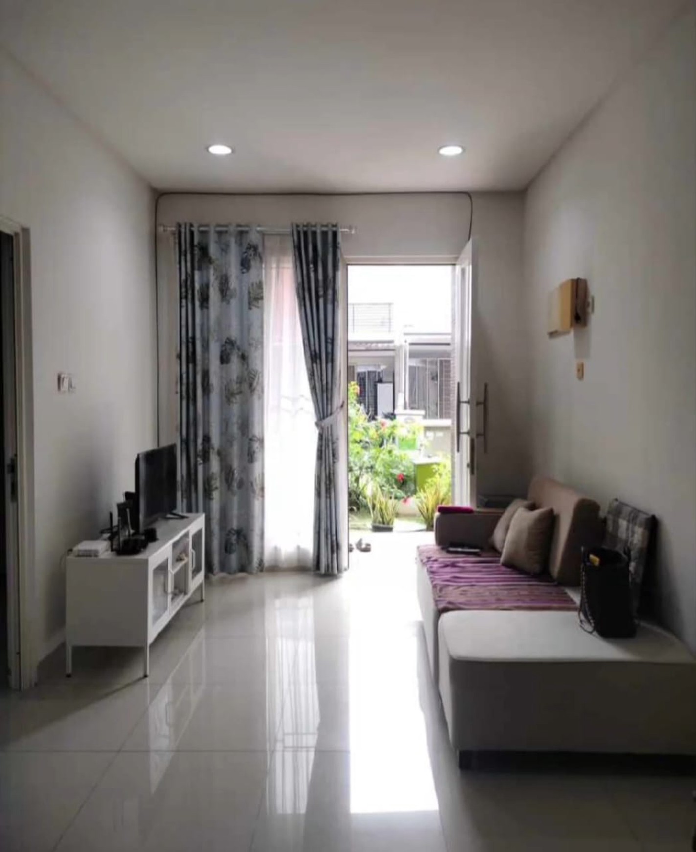 Rumah Minimalis 2 Lantai di Residence One Serpong BSD Dekat Tol