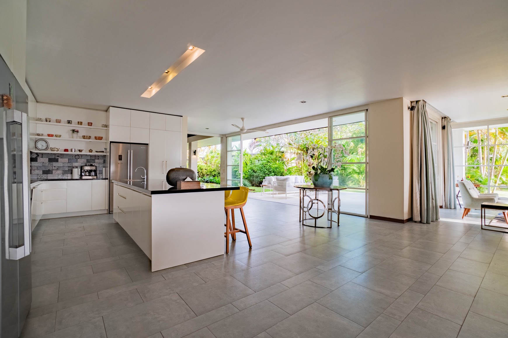 Villa for Sale in Canggu Bali Best Investment