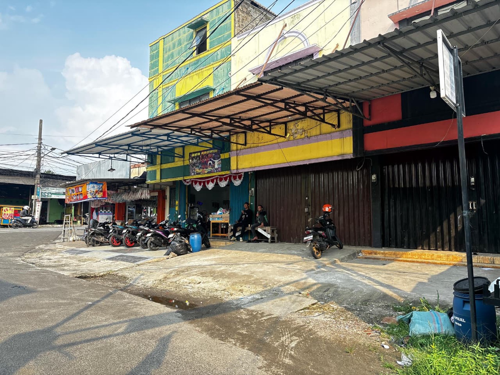 Ruko 2 1/2 Lantai Rooftop di Lokasi Strategis Komersil Puri Serpong 2, 7 Menit Ke BSD