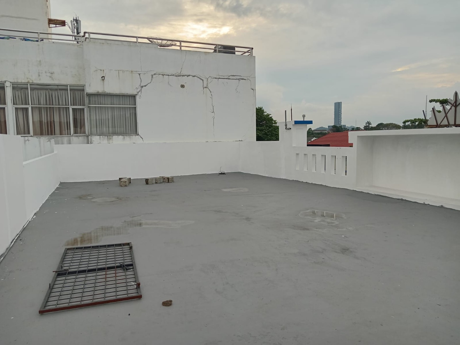 Disewakan Ruko 5 Pintu Plong