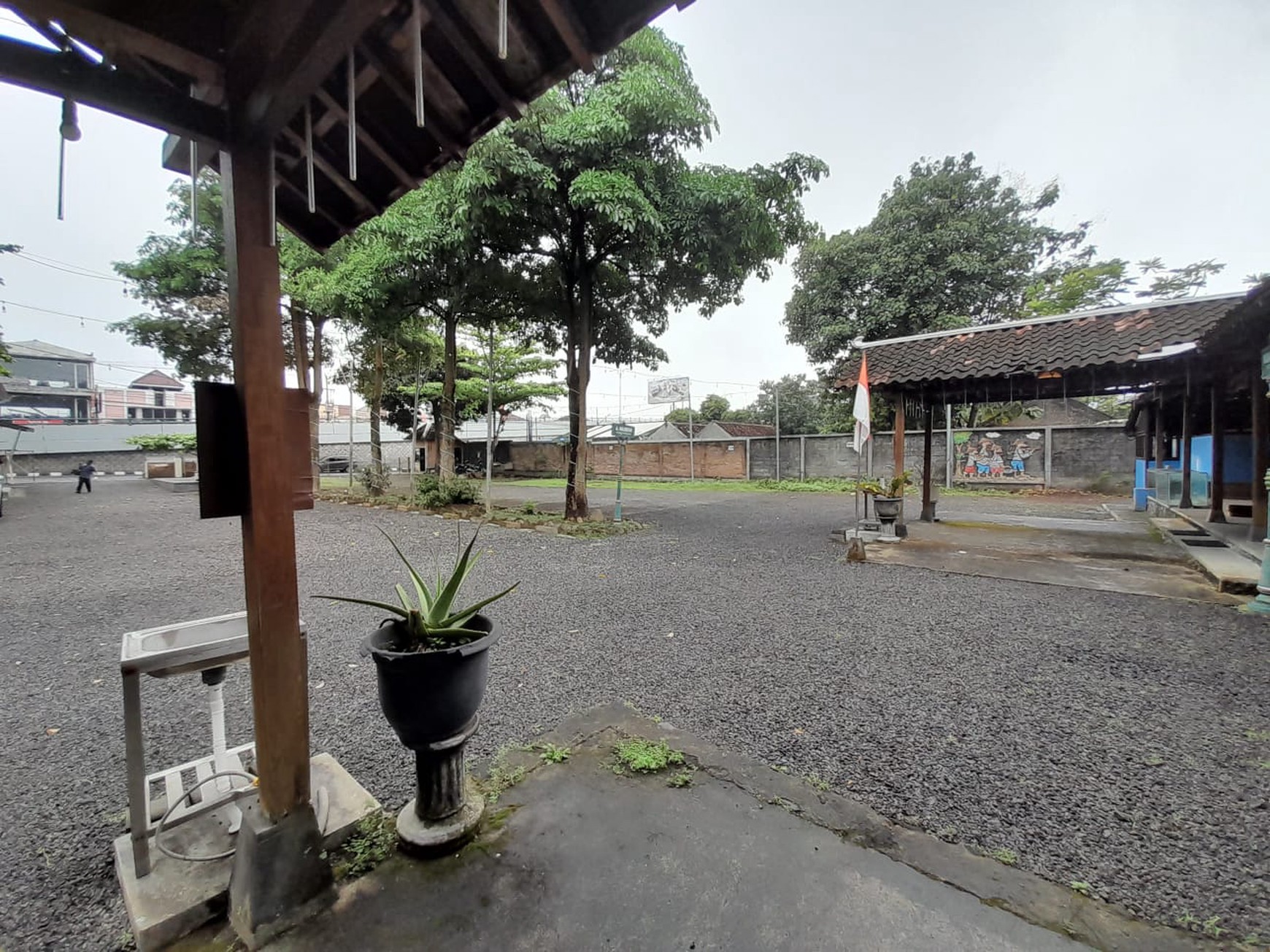 Tanah Komersial Luas 5.535 Meter Persegi Lokasi Premium di Mlati Sleman 