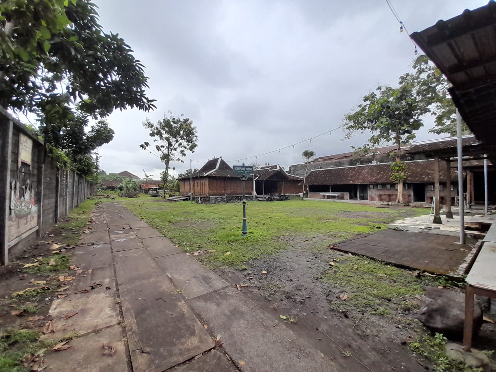 Tanah Komersial Luas 5.535 Meter Persegi Lokasi Premium di Mlati Sleman 