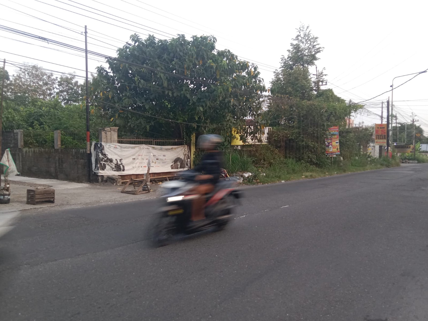 TANAH PREMIUM DIJUAL - Jl. Kaliurang KM 11, Sleman, Yogyakarta (4.886 Meter Persegi)