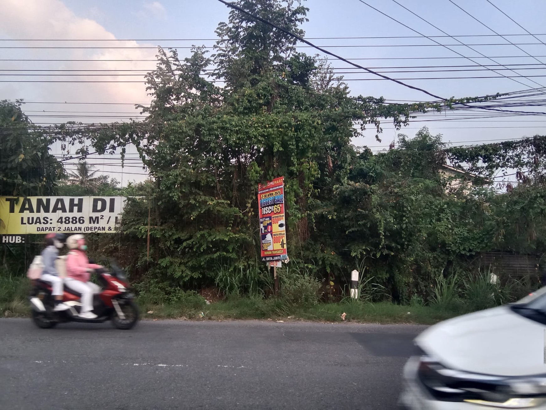 TANAH PREMIUM DIJUAL - Jl. Kaliurang KM 11, Sleman, Yogyakarta (4.886 Meter Persegi)