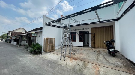 Gudang/kantor 200 Meter Persegi Lokasi Dekat Jalan Magelang, Sinduadi, Mlati, Sleman