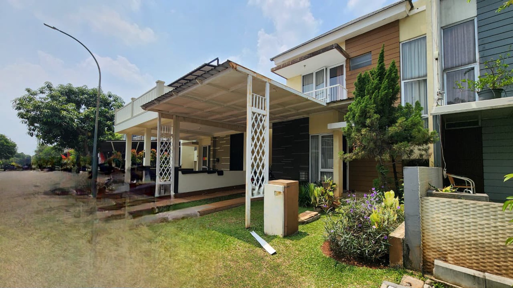 TERMURAH!! Rumah Cantik Furnished, Rapi Siap Huni Kota Wisata Cibubur 