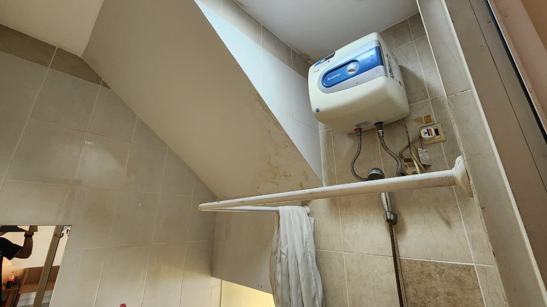 TERMURAH!! Rumah Cantik Furnished, Rapi Siap Huni Kota Wisata Cibubur 