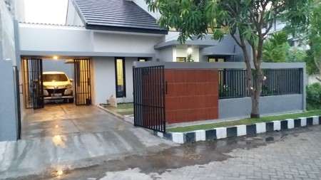 Rumah Bagus Di Perum Rangkut Pandug Surabaya Jawa Timur