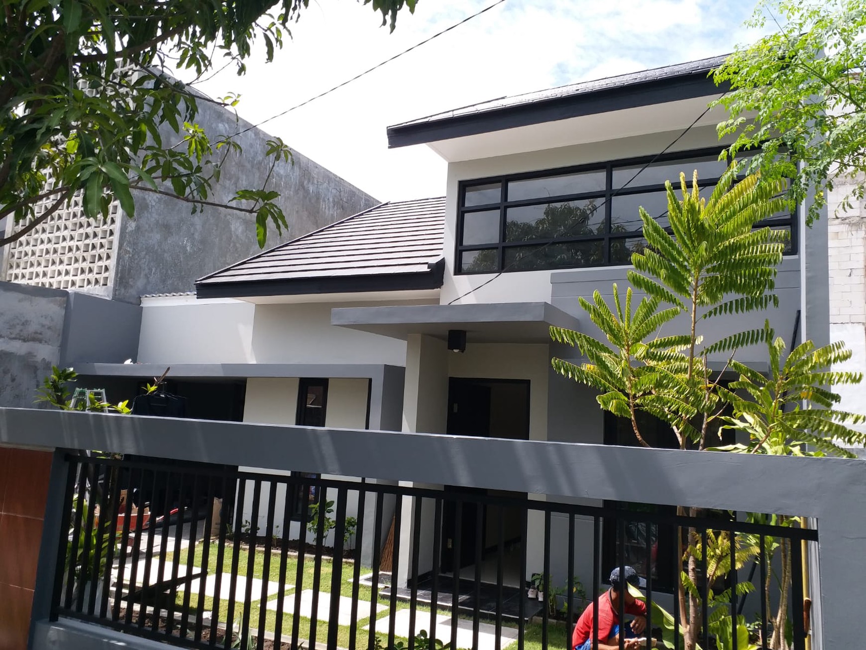 Rumah Bagus Di Perum Rangkut Pandug Surabaya Jawa Timur
