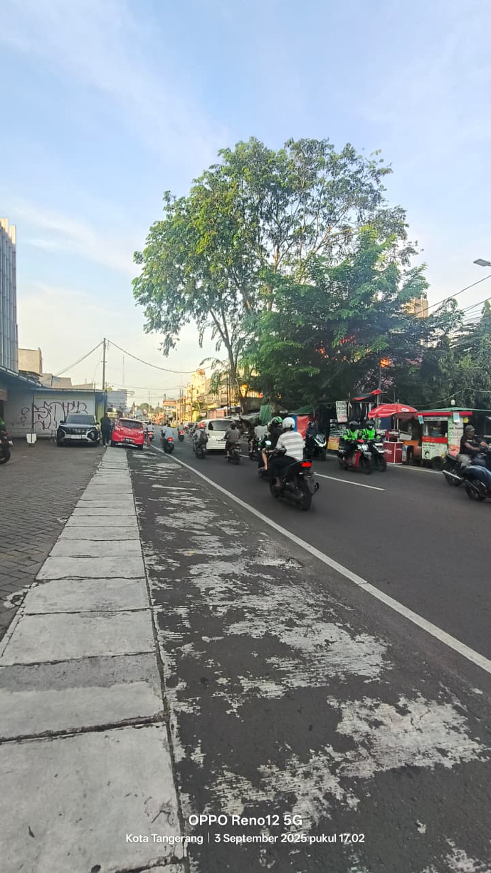 Ruko Siap Pakai Di Jl Cipto Mangunkusumo Ciledug Tangerang