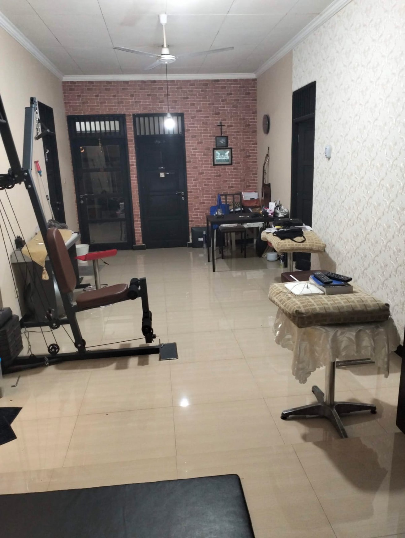 Rumah Bagus Di Jl Raden Fatah Ciledug Tangerang
