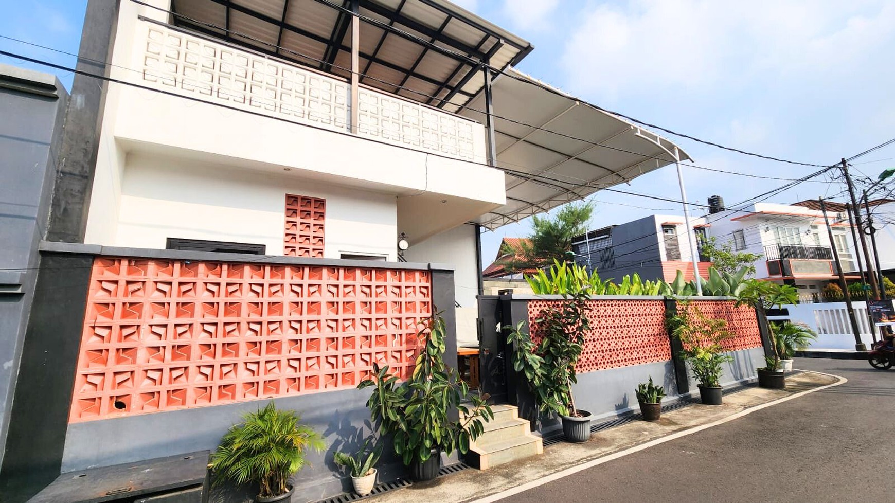 Rumah 2 Lantai di Duren Sawit Jakarta Timur