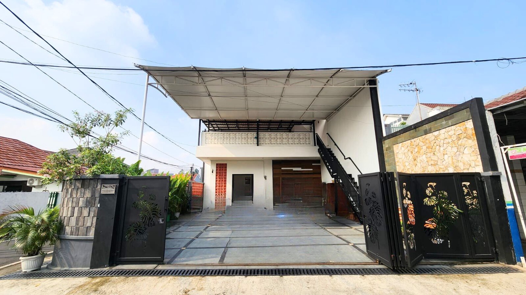 Rumah 2 Lantai di Duren Sawit Jakarta Timur