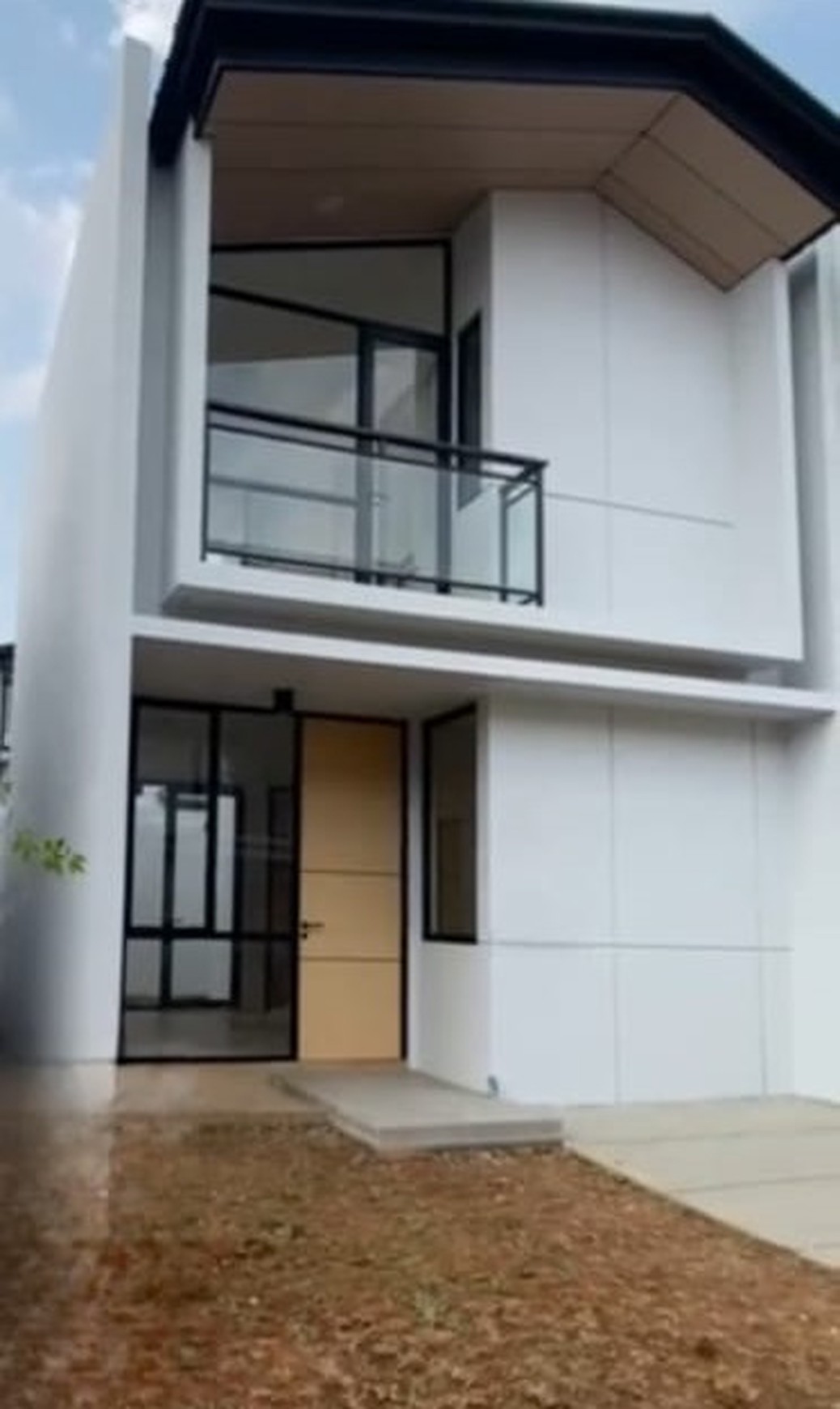 Dijual Rumah berlantai 2 di Cluster Cendana Cove kawasan Karawaci dengan harga jual Menarik