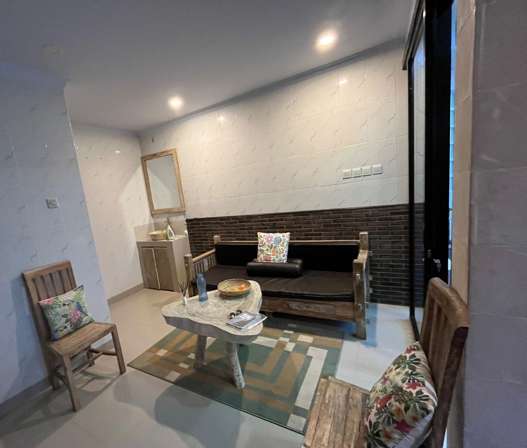 For Annual Rental - 1 bedroom villa in quiet spot  area Dalung , Bali