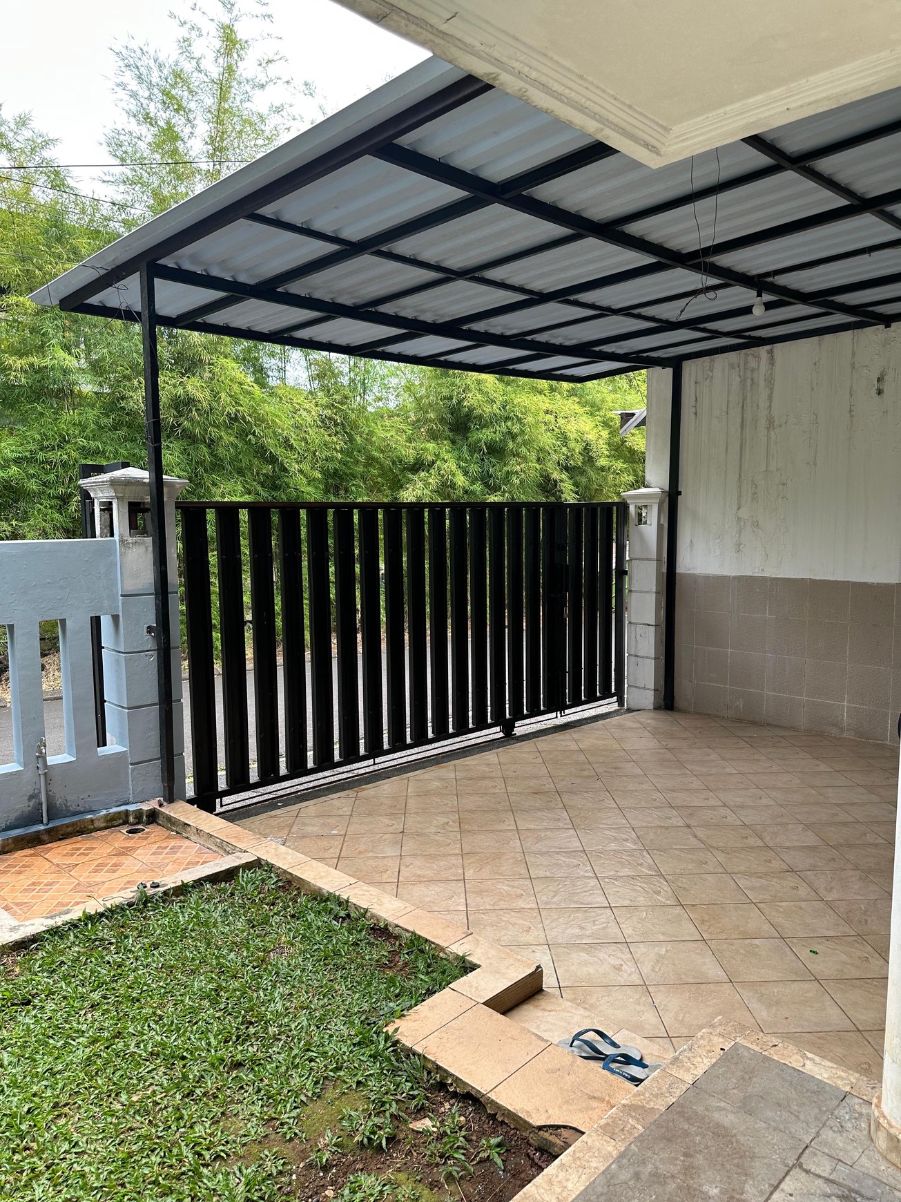 Rumah disewakan di Pondok Indah - Nyaman dan Aman