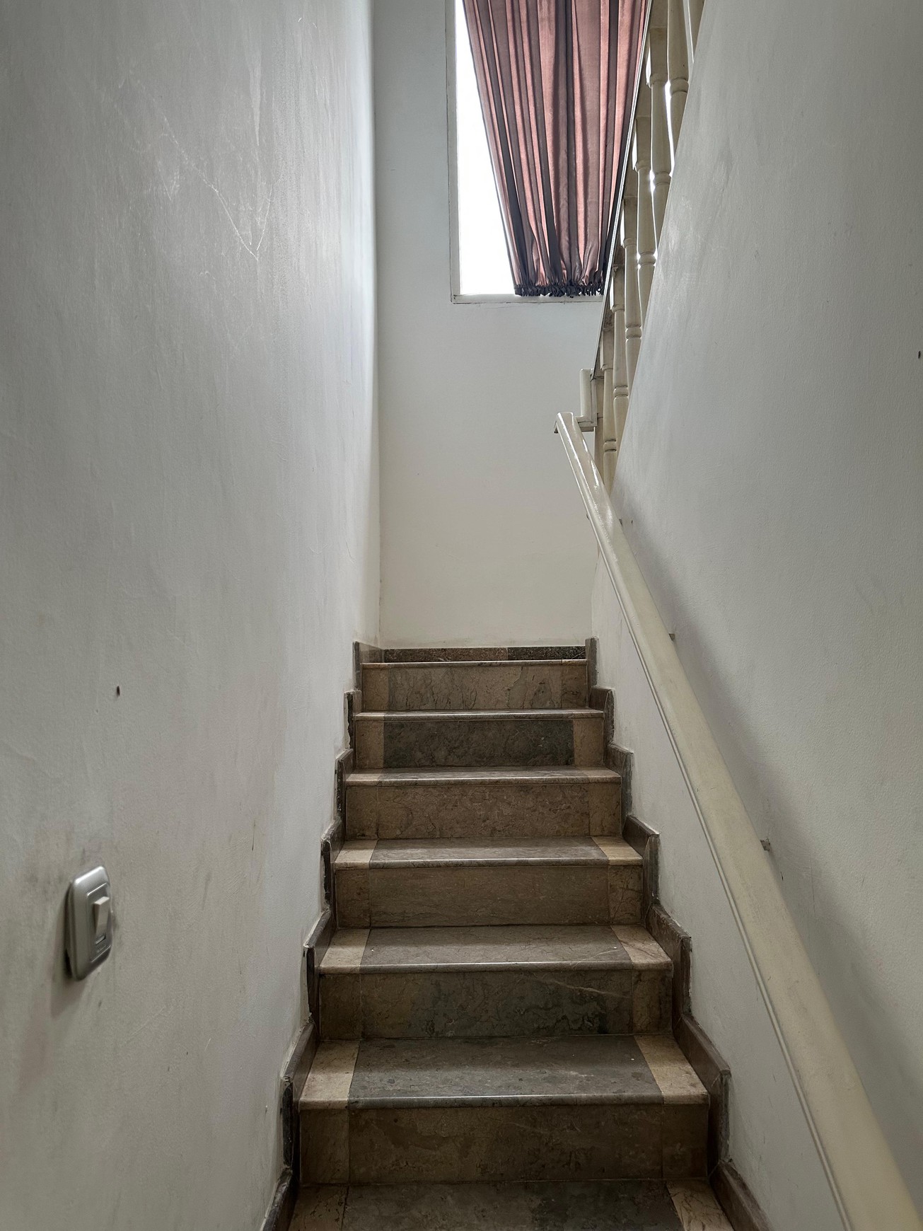 Rumah disewakan di Pondok Indah - Nyaman dan Aman
