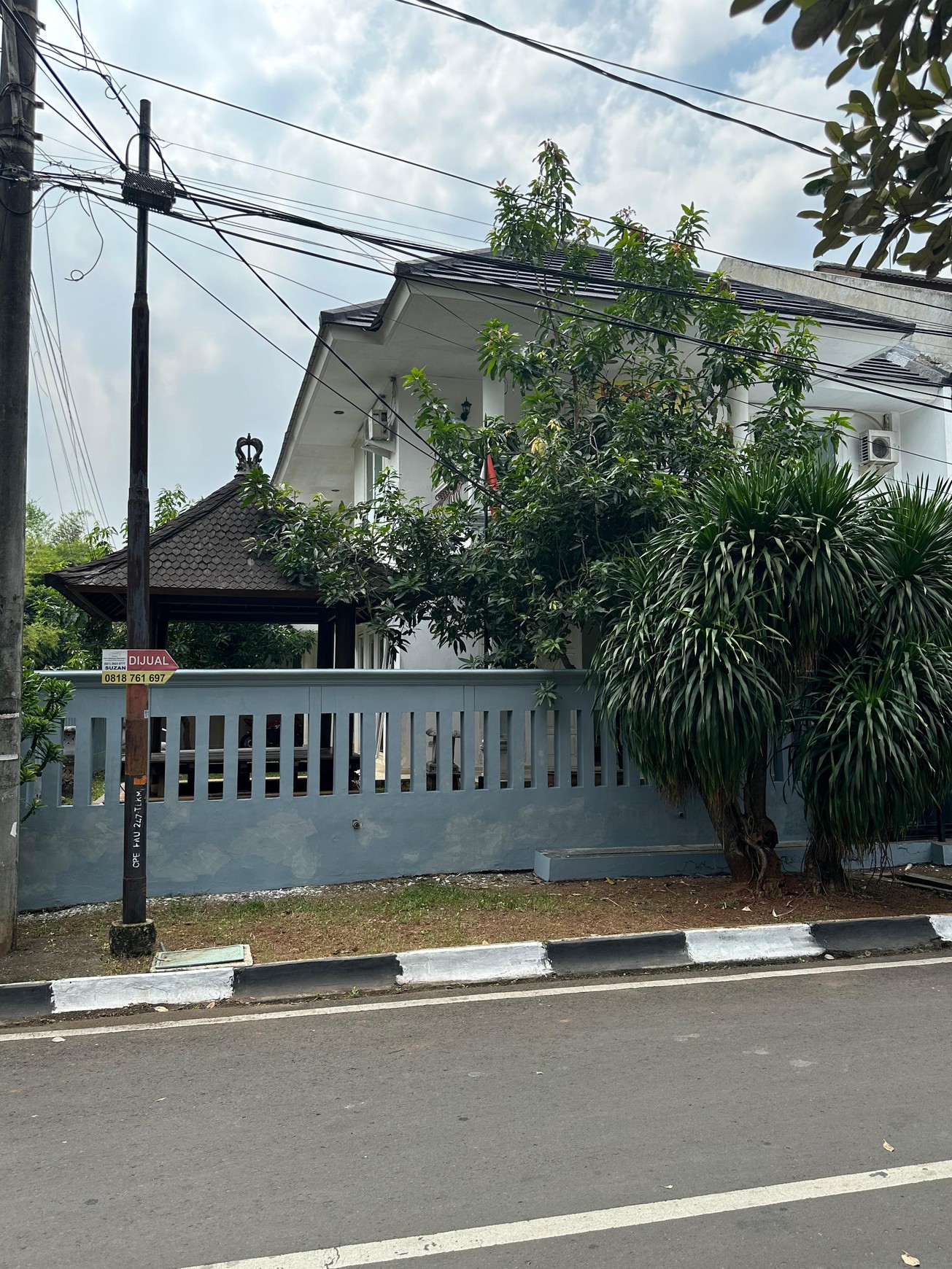 Rumah disewakan di Pondok Indah - Nyaman dan Aman