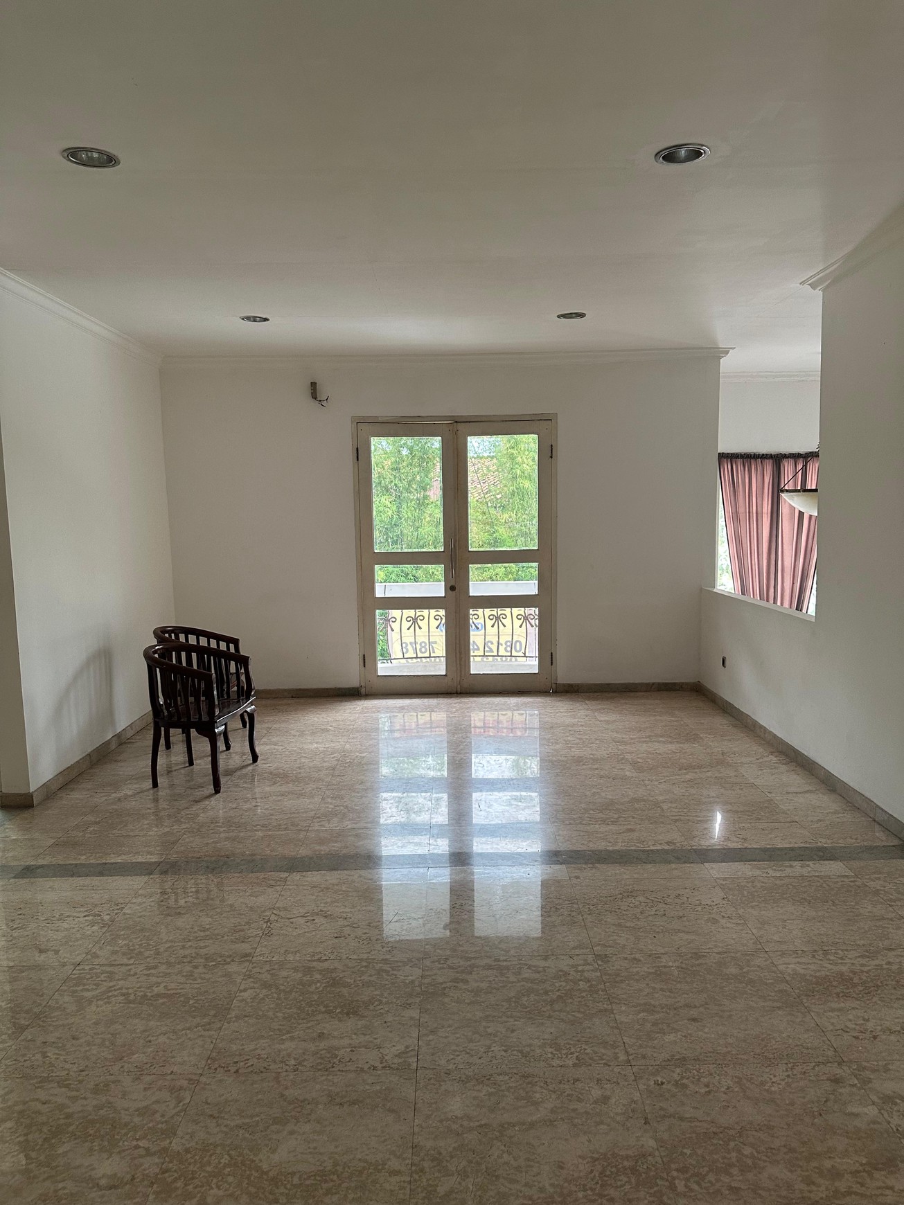 Rumah disewakan di Pondok Indah - Nyaman dan Aman