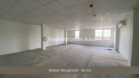 Disewakan Murah! Ruang Kantor/Tempat Usaha di Premium Area Wolter Monginsidi, Jakarta Selatan