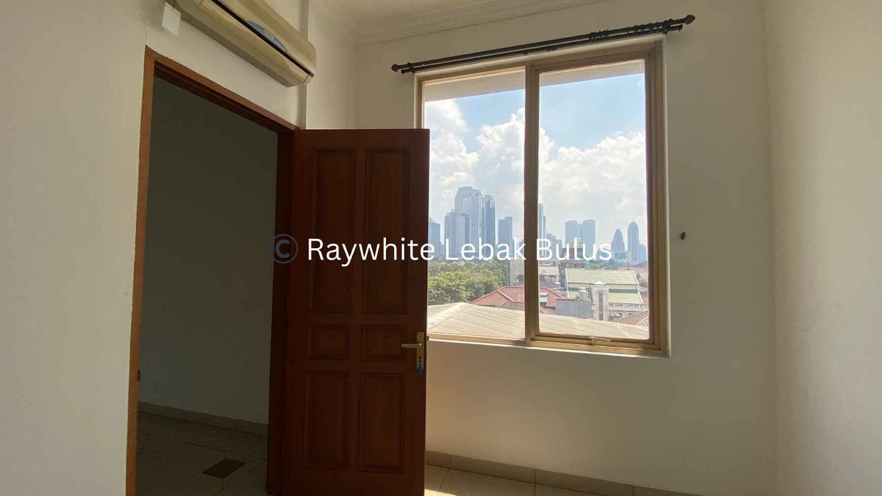 Disewakan Murah! Ruang Kantor di Premium Area Wolter Monginsidi, Jakarta Selatan