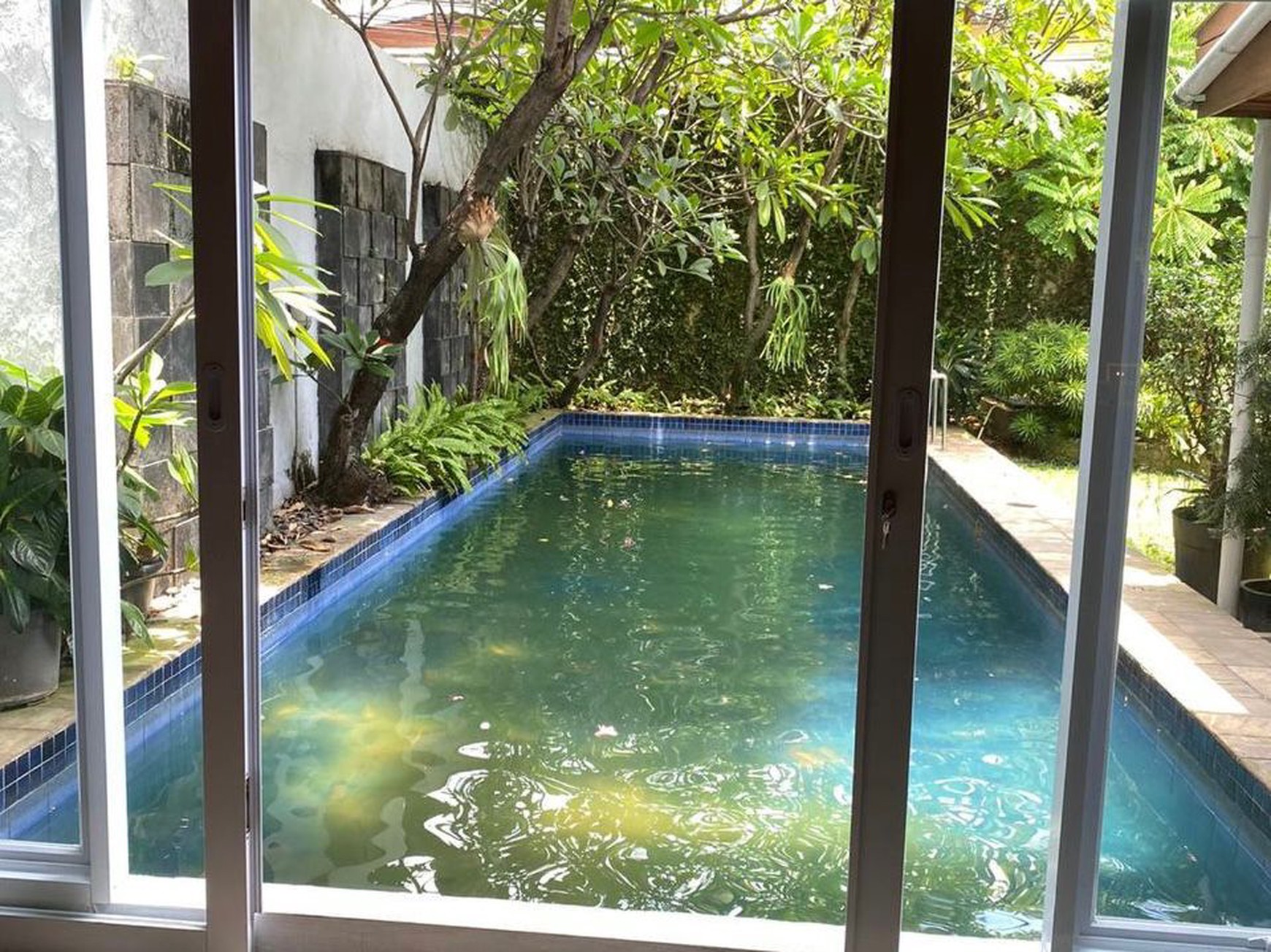 DIJUAL RUMAH MEWAH LOKASI STRATEGIS DI PRAPANCA BUNTU CIPETE