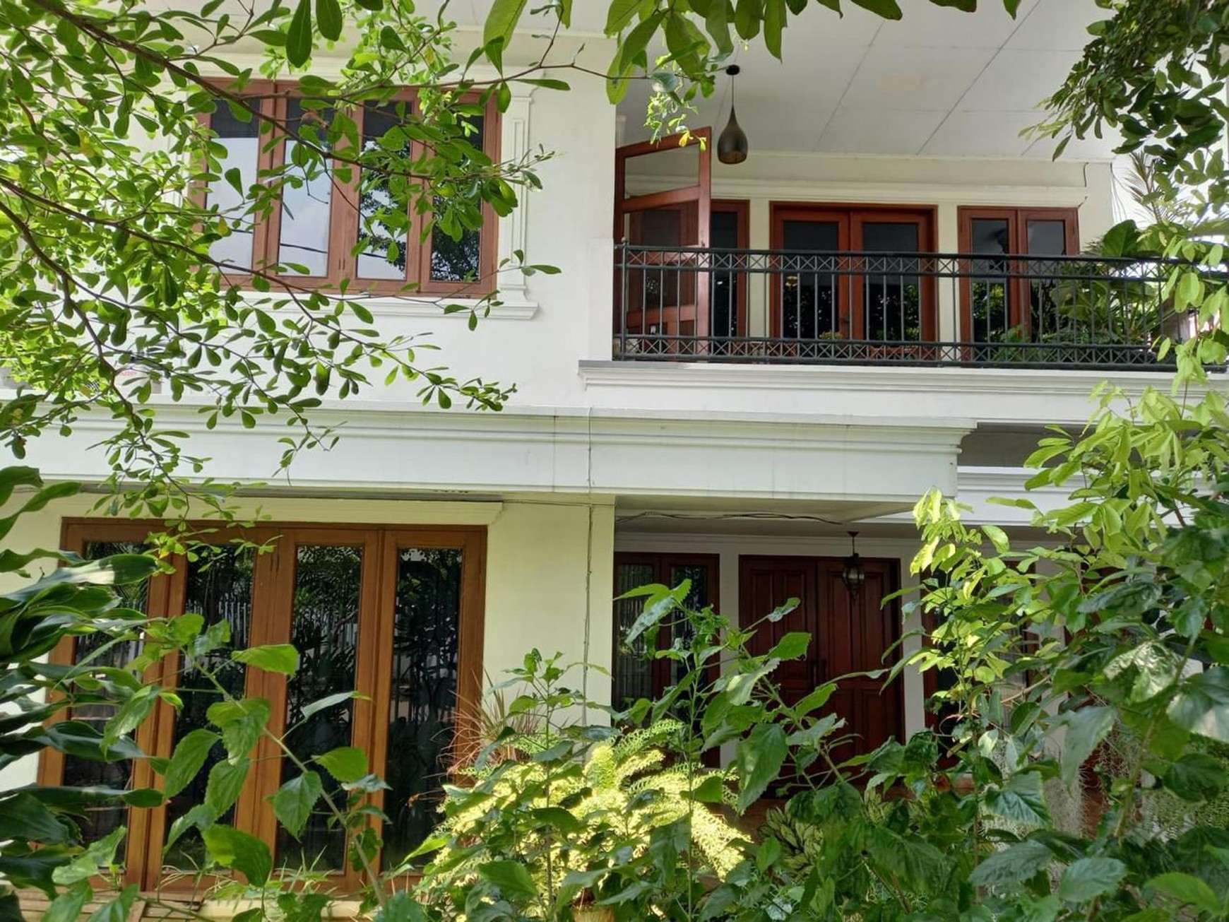 DIJUAL RUMAH MEWAH LOKASI STRATEGIS DI PRAPANCA BUNTU CIPETE