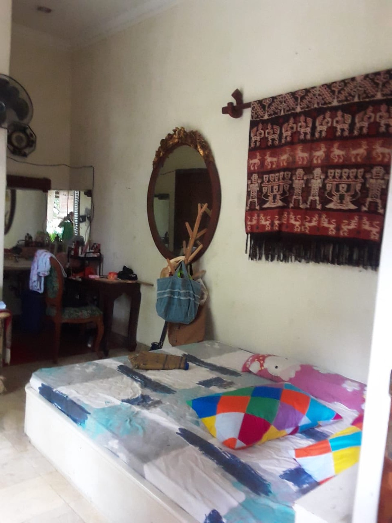 Dijual resort pribadi halaman yang luas di lingkungan yang tenang di Sawangan