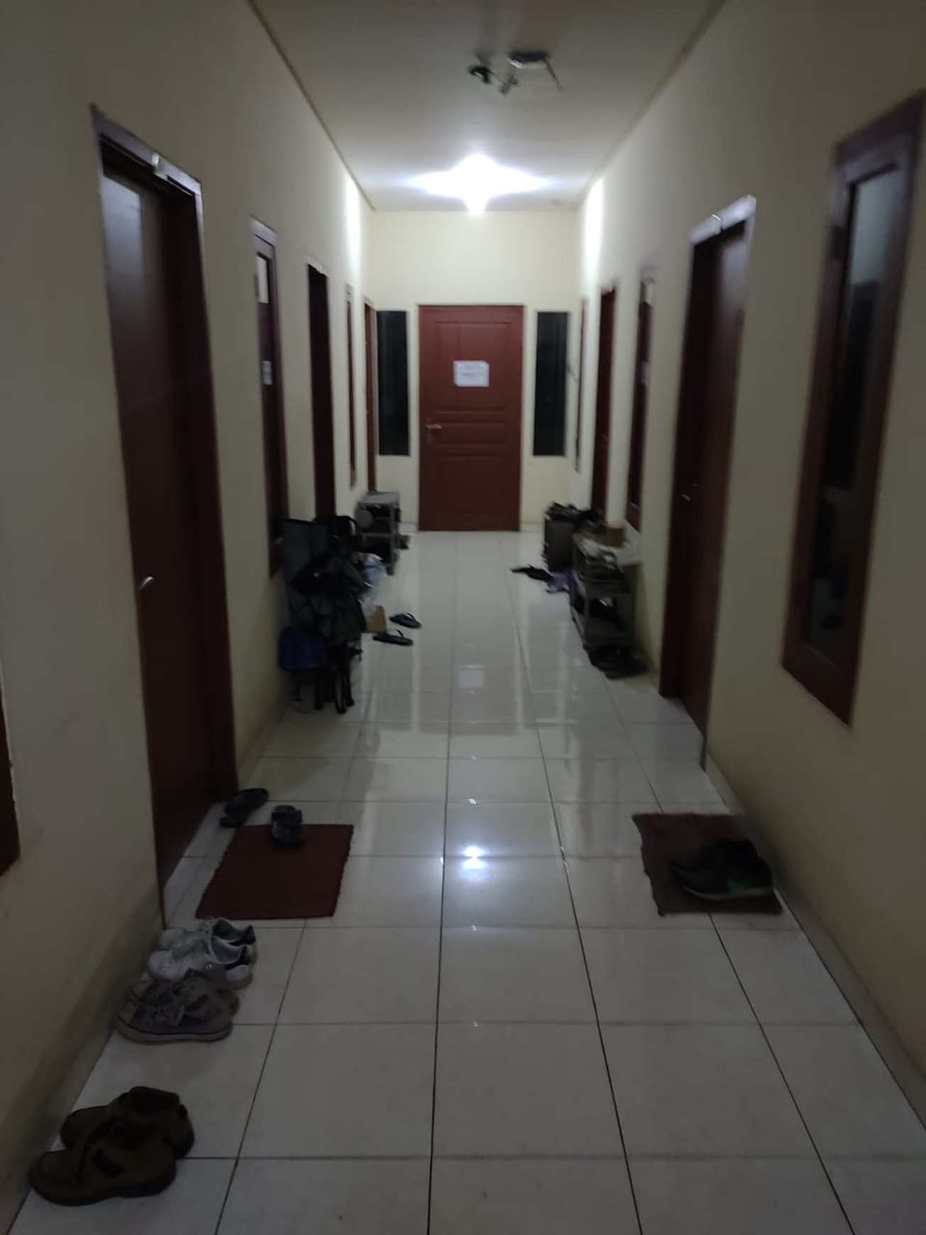 DIJUAL CEPAT Rumah KOST 3 Lantai Sektor 1 BINTARO Jakarta Selatan