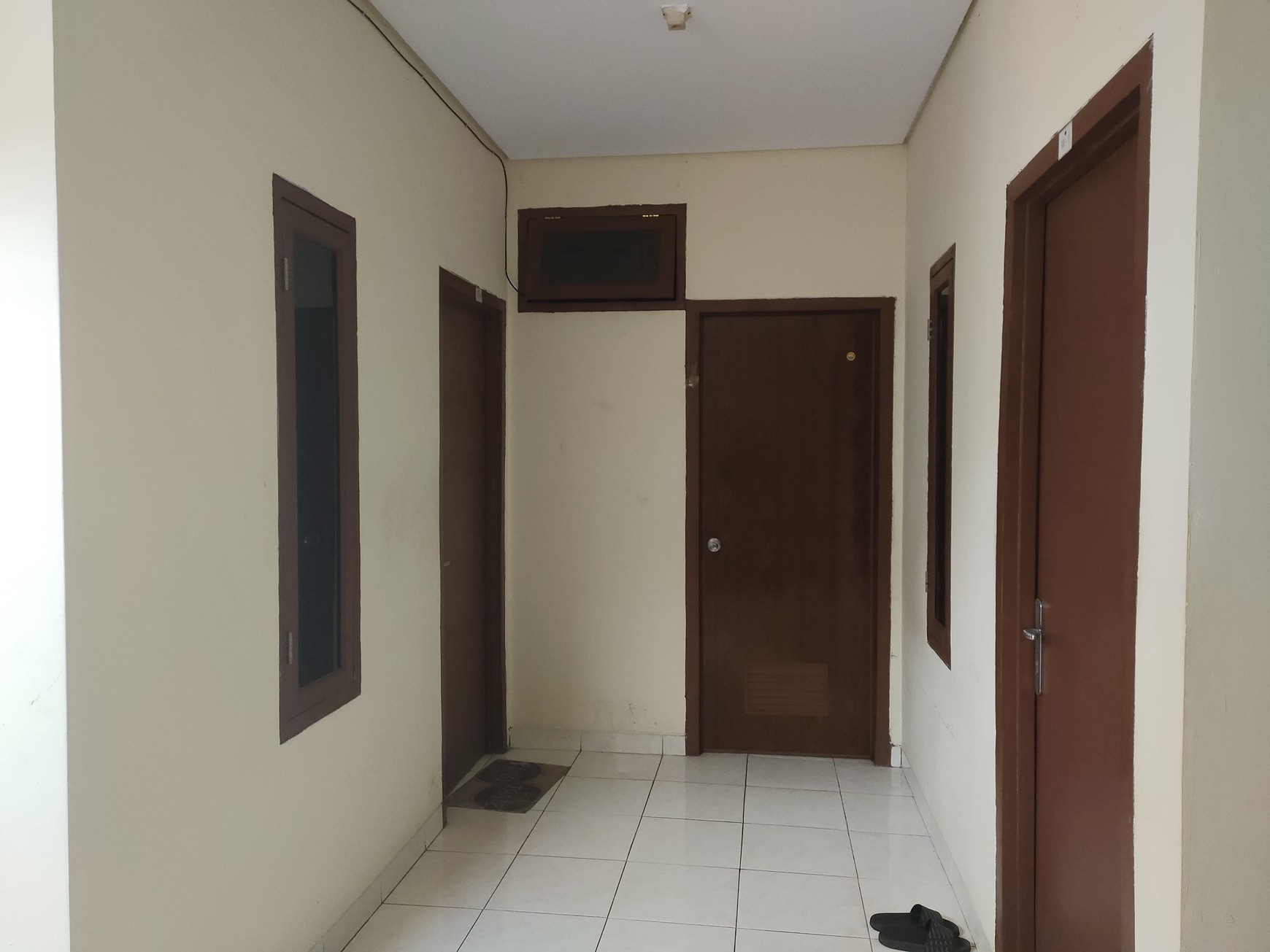 DIJUAL CEPAT Rumah KOST 3 Lantai Sektor 1 BINTARO Jakarta Selatan