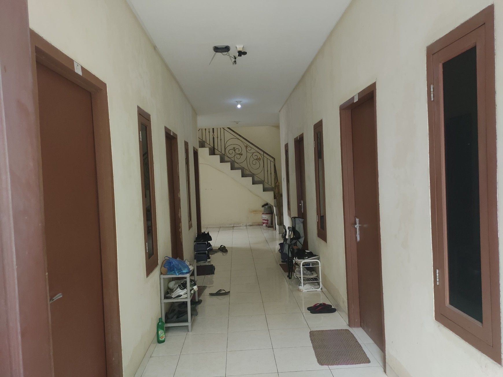 DIJUAL CEPAT Rumah KOST 3 Lantai Sektor 1 BINTARO Jakarta Selatan