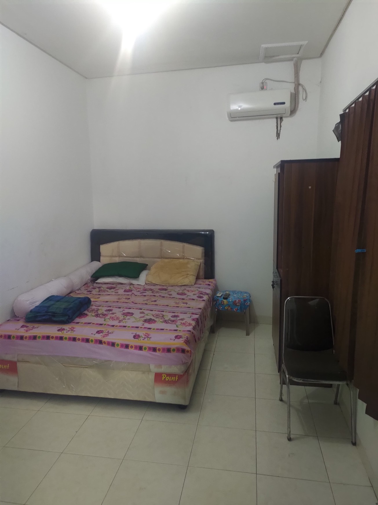 DIJUAL CEPAT Rumah KOST 3 Lantai Sektor 1 BINTARO Jakarta Selatan