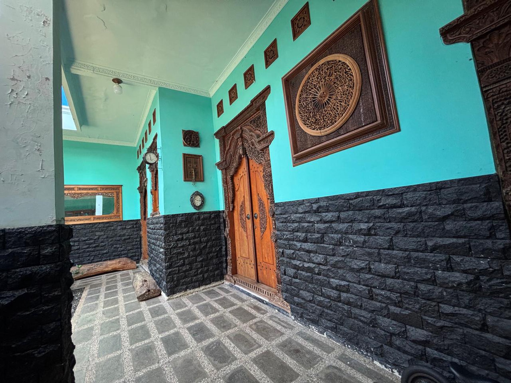 Dijual rumah di Jln Lurah Disah Ciputat dekat UIN