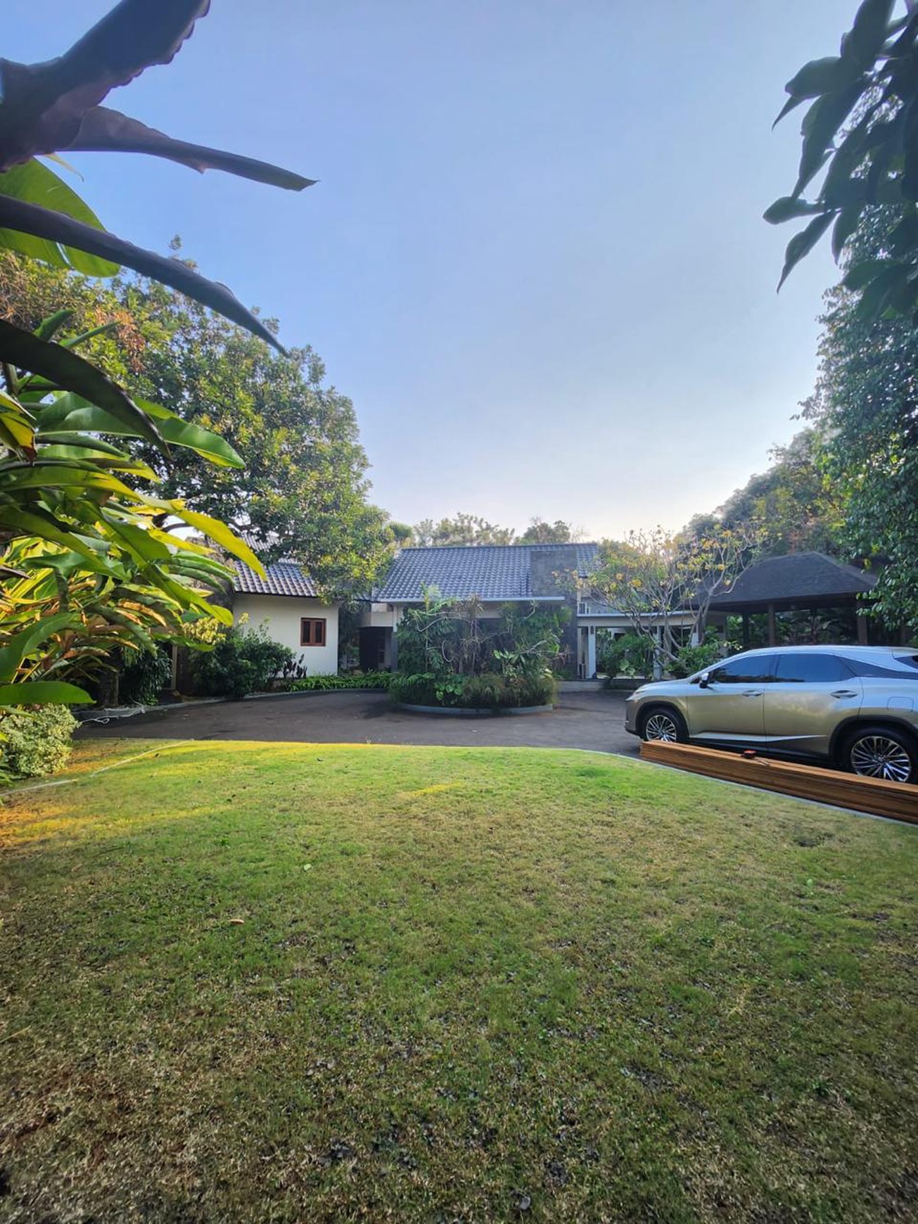 Dijual rumah di Jln Tumaritis Cilandak