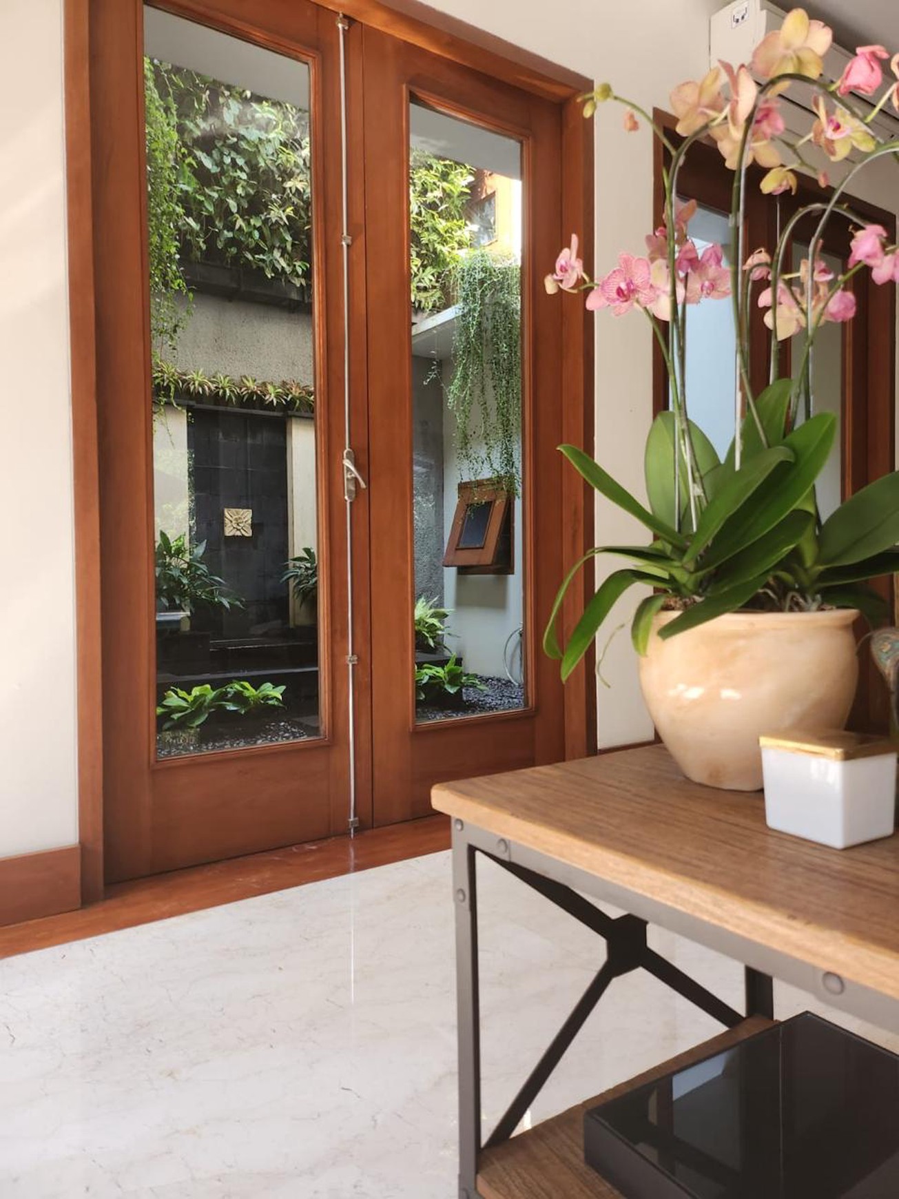 Dijual rumah di Jln Tumaritis Cilandak