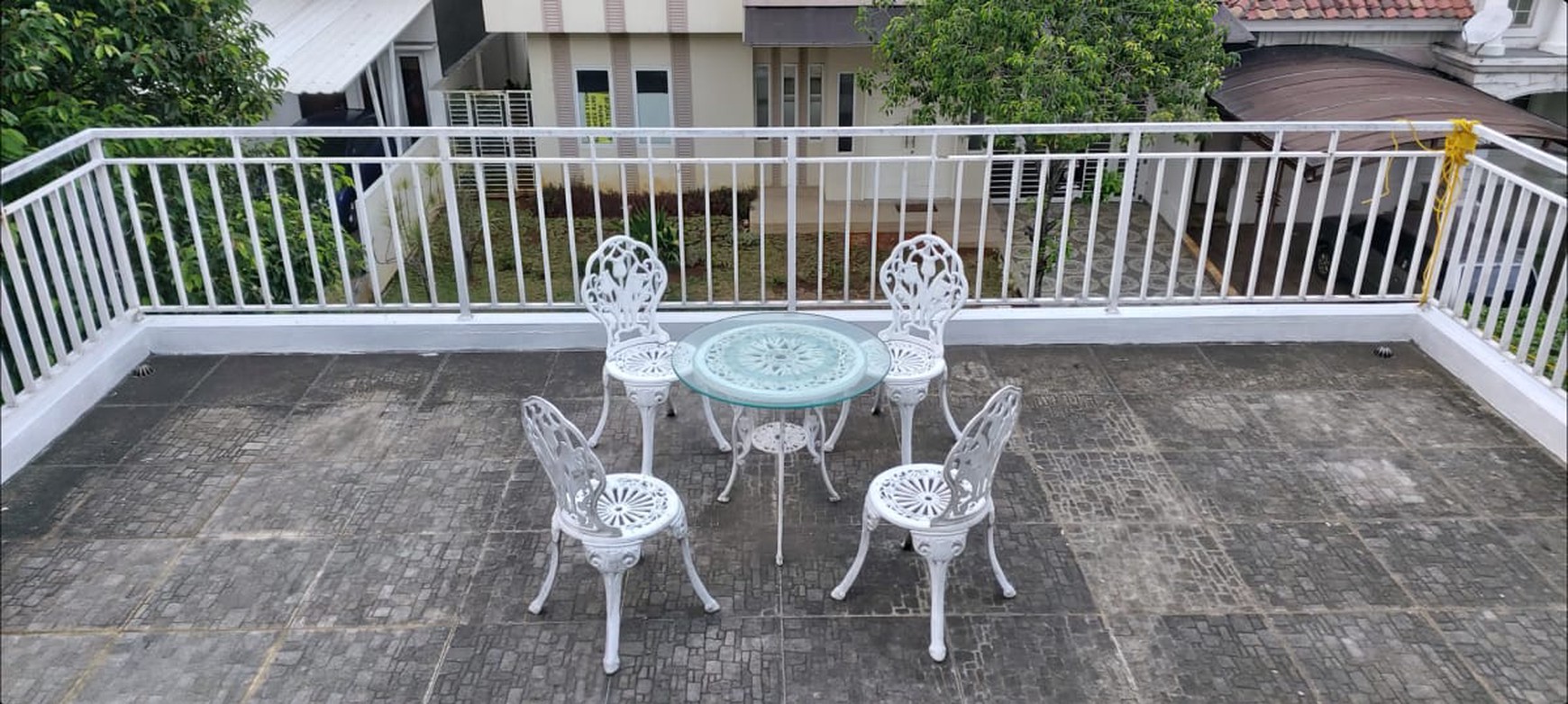 Banting Harga BU - Rumah 2 Lantai Siap Huni View Pegunungan