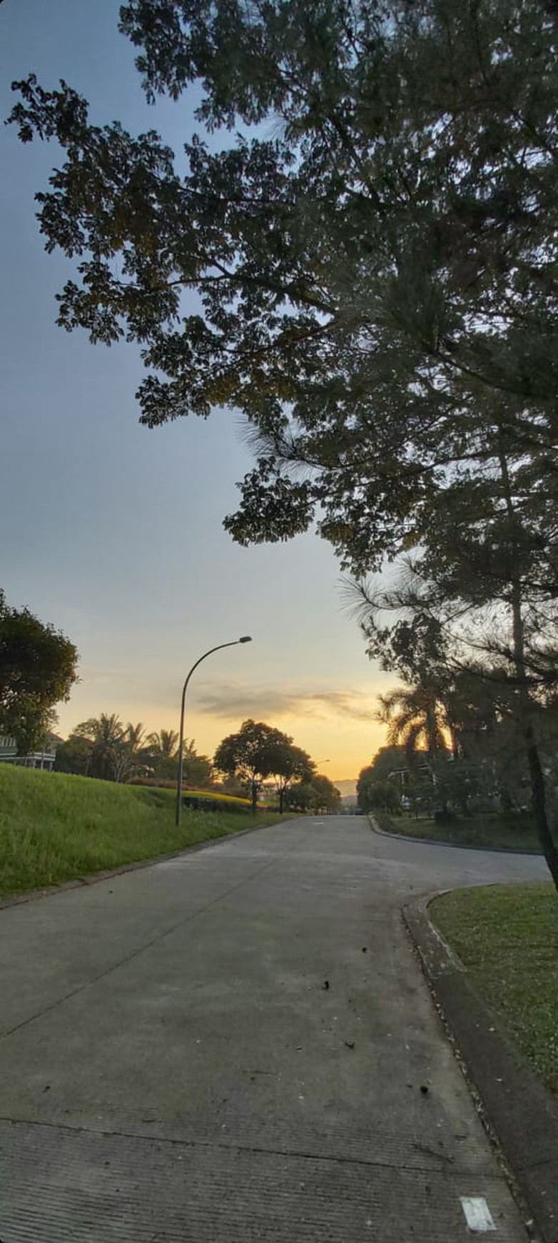 Banting Harga BU - Rumah 2 Lantai Siap Huni View Pegunungan