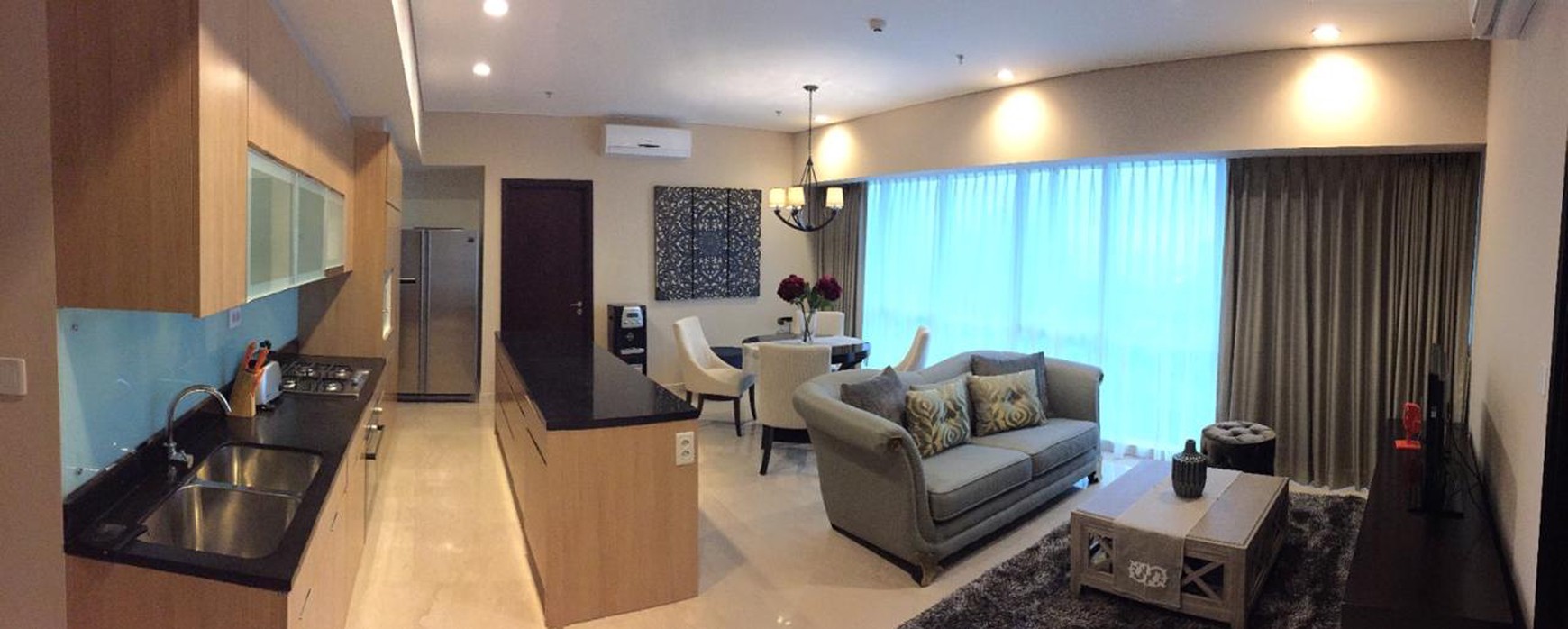 Investasi Cerdas! Apartemen Setiabudi Sky Garden 3BR Fully Furnished, Kondisi Tersewa, walking distance LRT station