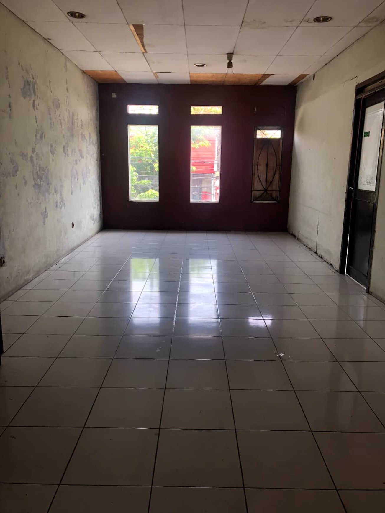 Dijual Ruko Komersil di Pinggir Jalan Raya Sultan Agung - Kali Baru, Medan Satria, Bekasi