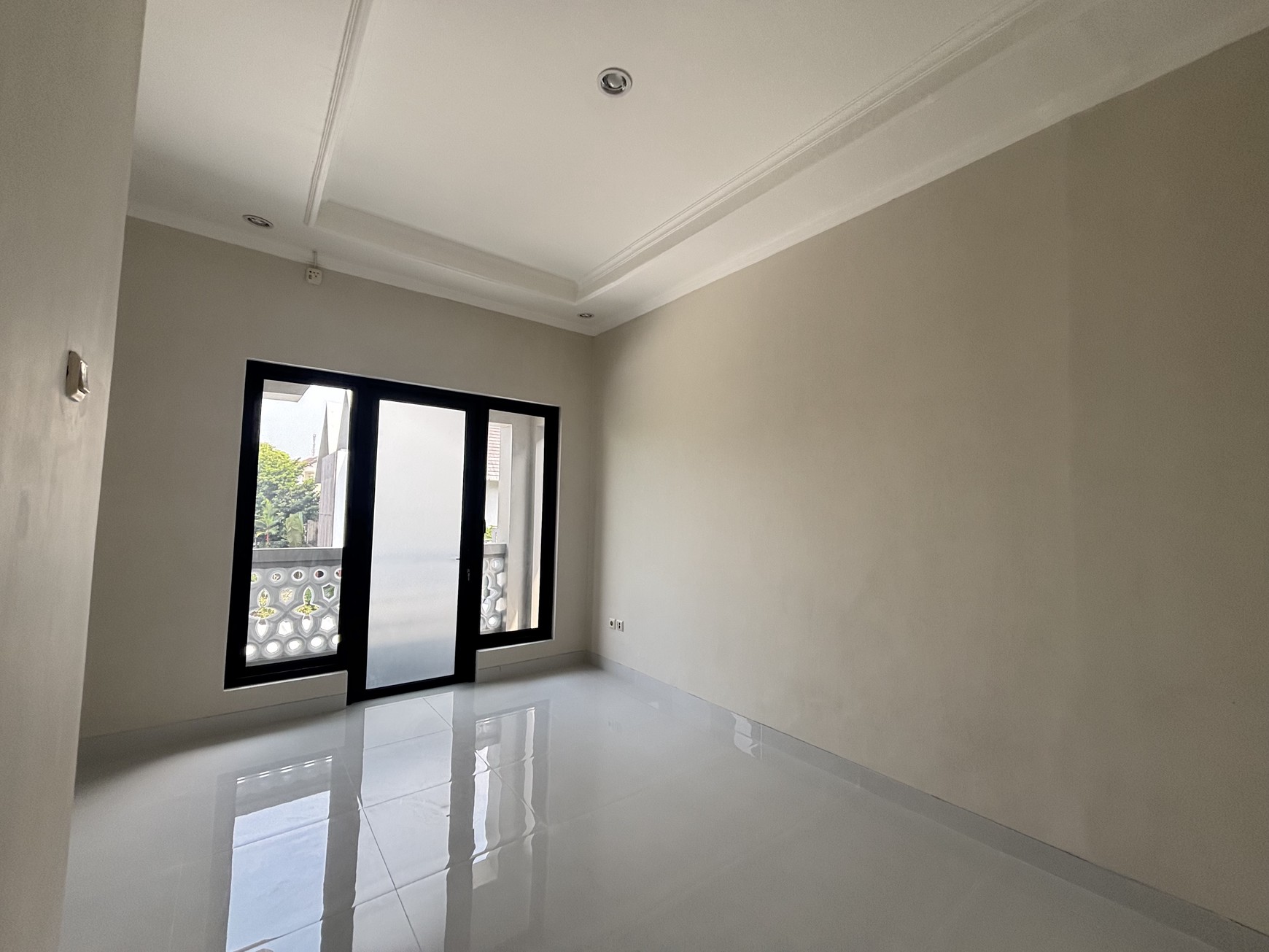 Rumah Cantik Brand New di Kota Wisata Cibubur 