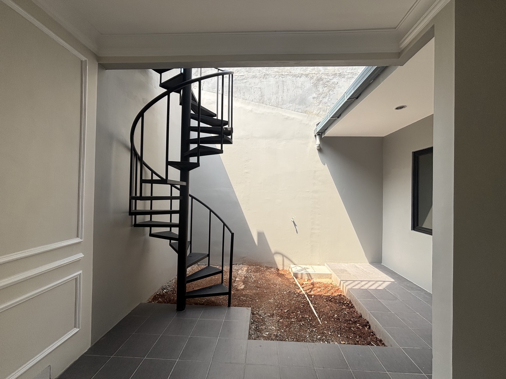 Rumah Cantik Brand New di Kota Wisata Cibubur 