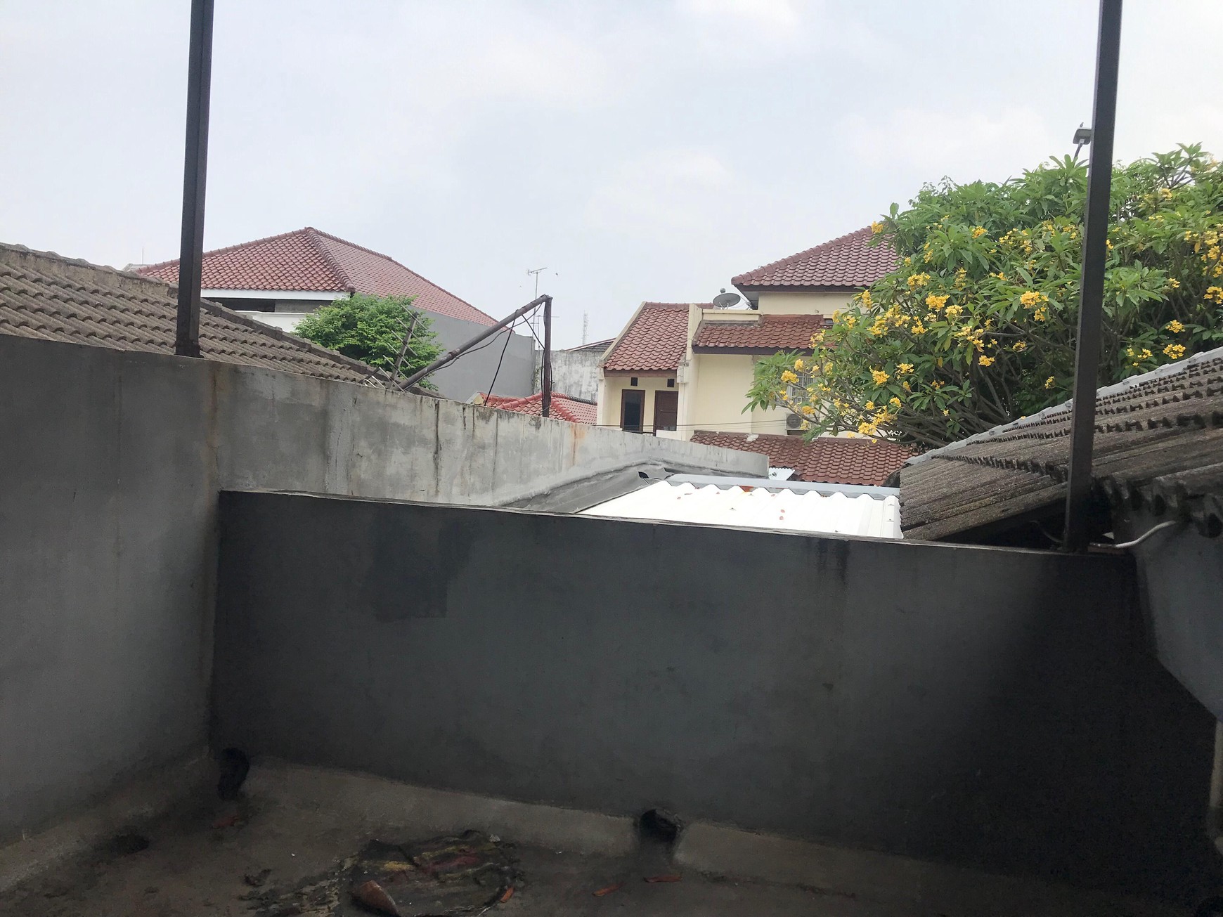 Rumah Tinggal Disewakan di Jalan Jamblang Kalibata Indah Pancoran Jakarta Selatan  