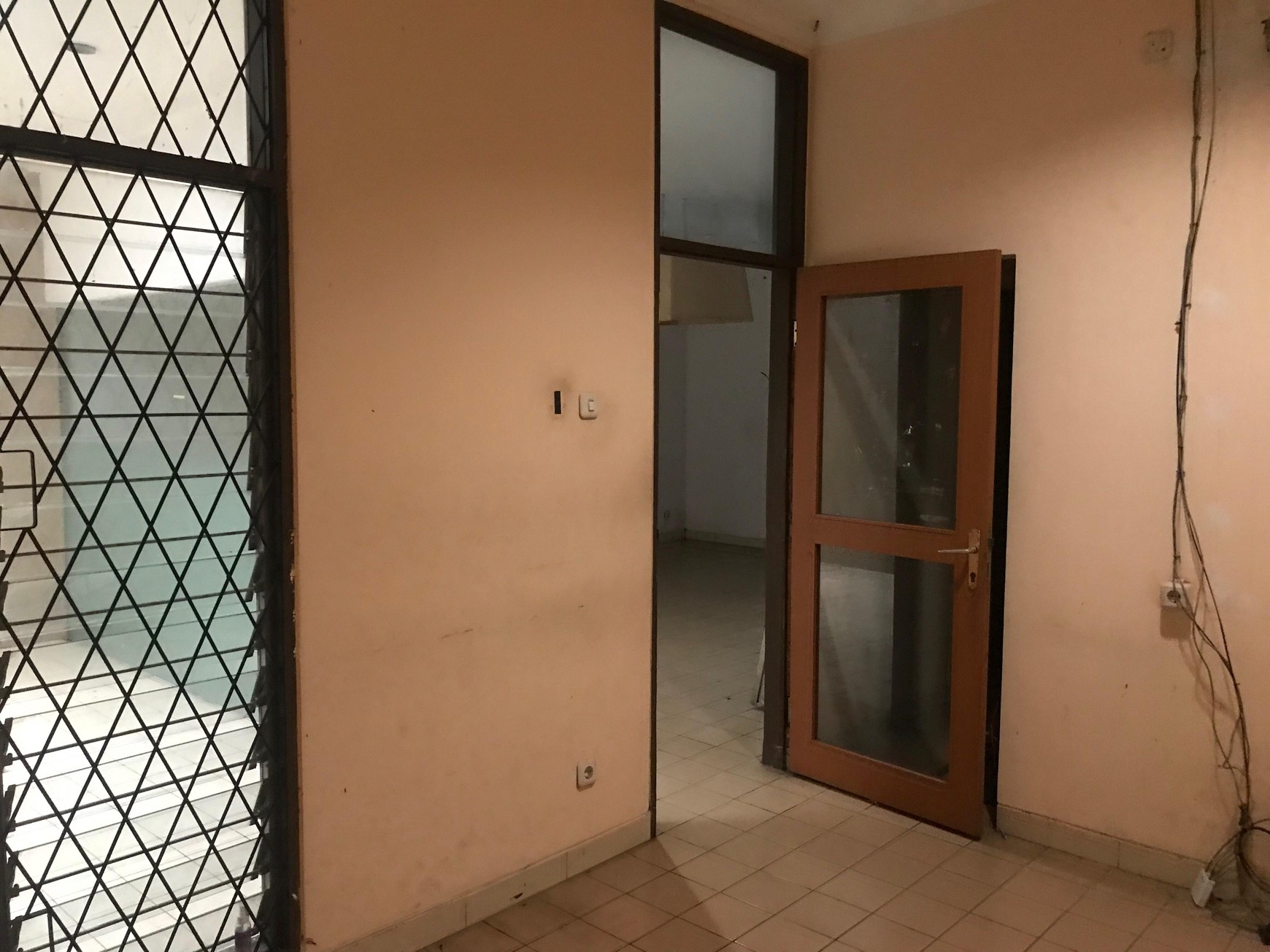 Rumah Tinggal Disewakan di Jalan Jamblang Kalibata Indah Pancoran Jakarta Selatan  