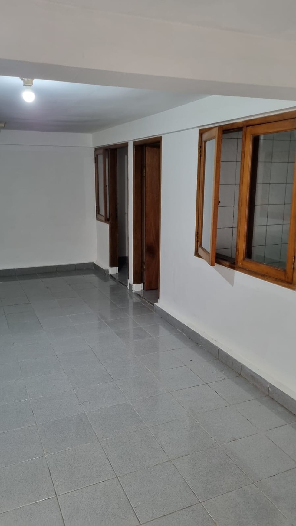 DIsewa Rumah di Pondok Indah dengan Luas 160 m2 dan Bangunan 250 m2