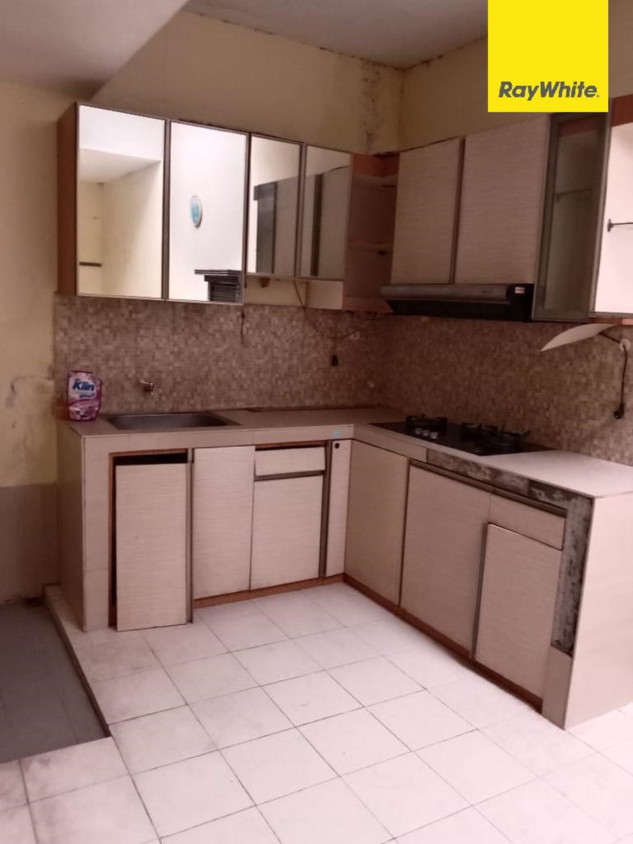 Dijual Rumah SHM di Alam Galaxy Sambikerep Surabaya